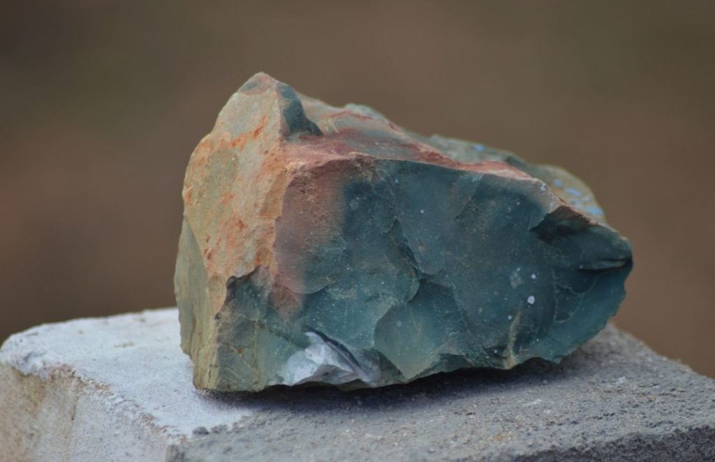 A large jasper rock - guide to rock hunting in Missouri